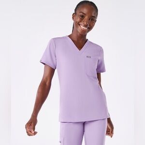 Figs Catarina Scrub Top in Lavender Dew